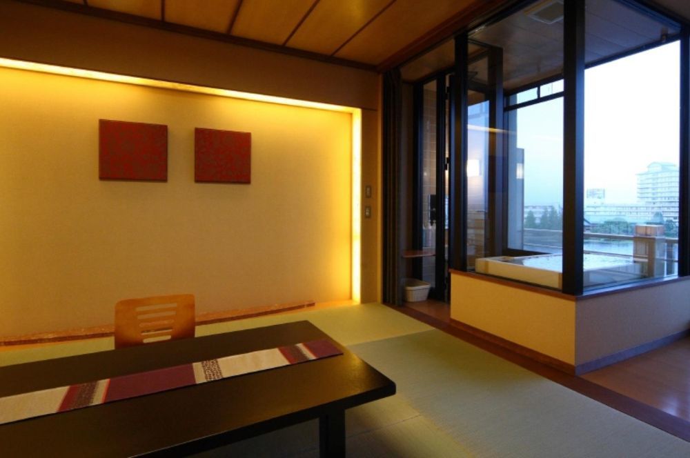 優雅客室半露天風呂