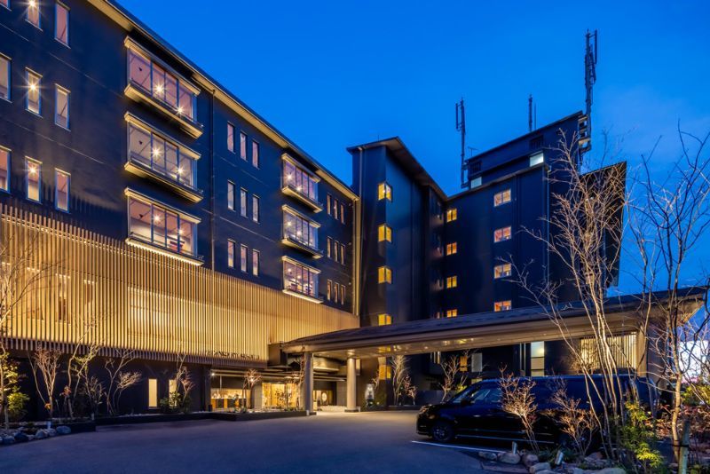 ライトアップされた建物